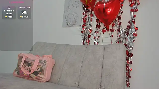 velvetluna  online show from 5, 3, 2026