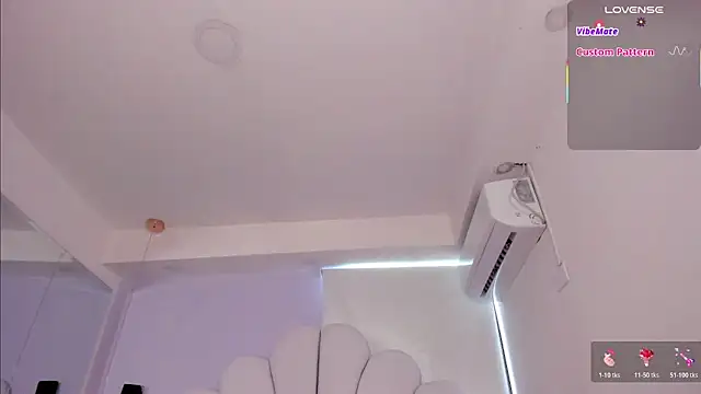 kim anaira online show from 10, 2, 2026