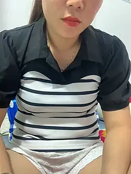 Snapshot of Baby-lovely69 chatting on 3, 2, 2026 Baby-lovely69 online show from 3, 2, 2026