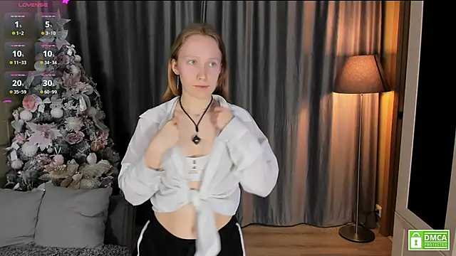 Cutie Ellis online show from 12, 4, 2026