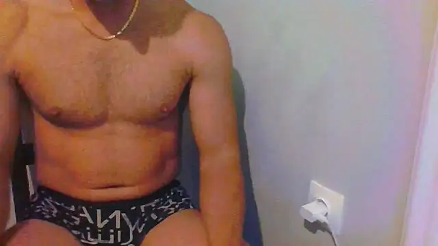 Snapshot of YoungforOld32 chatting on 16, 5, 2026 YoungforOld32 online show from 16, 5, 2026