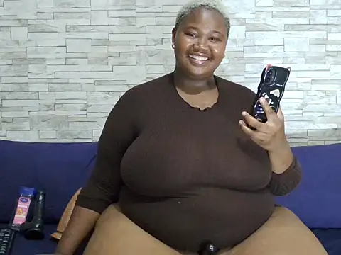 BustyBmw online show from 2, 2, 2026