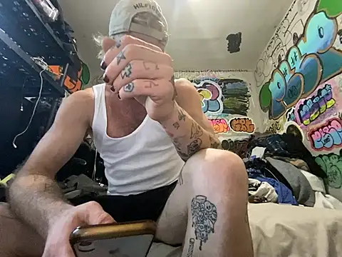 Snapshot of gothboiplzty chatting on 5, 8, 2026 gothboiplzty online show from 5, 8, 2026