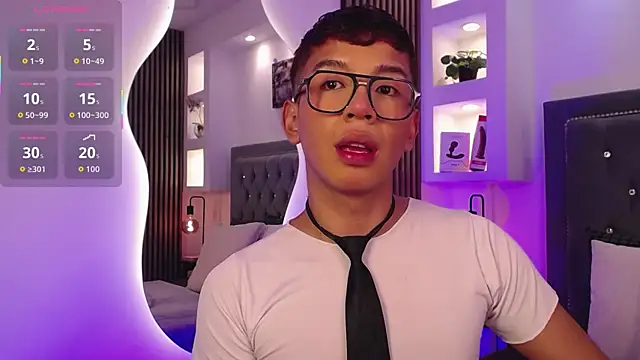 Fancy Vixen online show from 15, 4, 2026