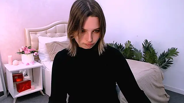 Snapshot of meowseduce chatting on 7, 2, 2026 meowseduce online show from 7, 2, 2026