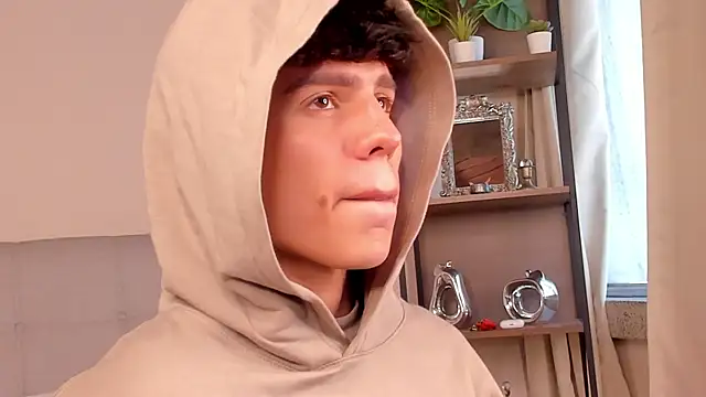 Angel eros  online show from 23, 2, 2026