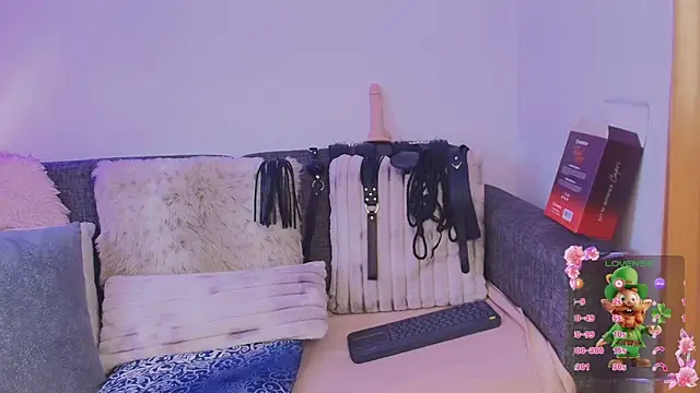 Angela mature49 online show from 18, 3, 2026