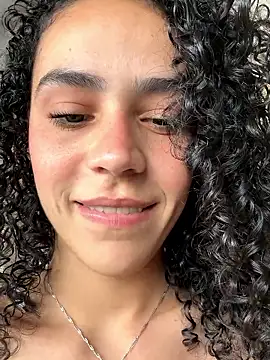 Snapshot of SirenStell0 chatting on 6, 4, 2026 SirenStell0 online show from 6, 4, 2026