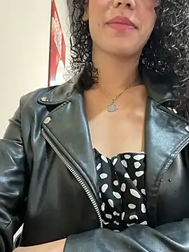 Snapshot of SirenStell0 chatting on 10, 4, 2026 SirenStell0 online show from 10, 4, 2026