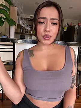 foxxy lover online show from 20, 4, 2026