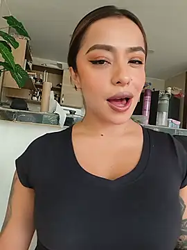 Snapshot of foxxy_lover chatting on 26, 6, 2026 foxxy lover online show from 26, 6, 2026