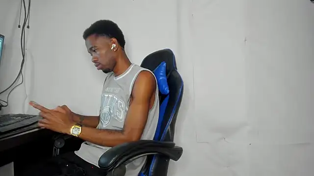 Kofi exotic 2 online show from 26, 7, 2026