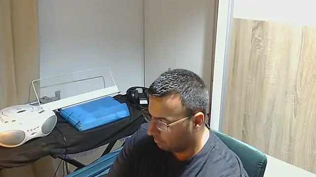 Snapshot of VanillaTime78-Jorge chatting on 30, 6, 2026 VanillaTime78-Jorge online show from 30, 6, 2026