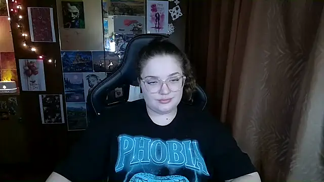 Snapshot of Teasing_Dora chatting on 14, 2, 2026 Teasing Dora online show from 14, 2, 2026