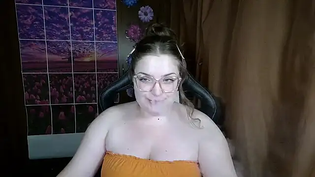 Snapshot of Teasing_Dora chatting on 7, 7, 2026 Teasing Dora online show from 7, 7, 2026