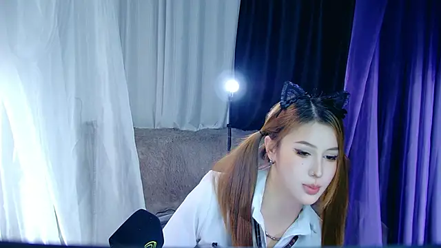 Snapshot of Yunny-888 chatting on 18, 3, 2026 Yunny-888 online show from 18, 3, 2026