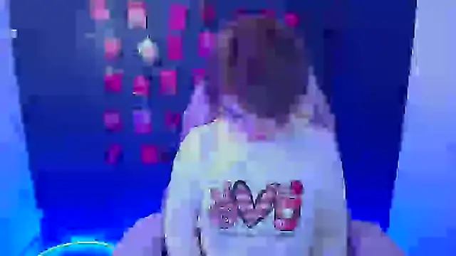 Snapshot of CuttieEmma chatting on 17, 2, 2026 CuttieEmma online show from 17, 2, 2026