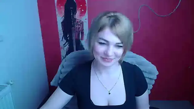 Snapshot of CuttieEmma chatting on 2, 3, 2026 CuttieEmma online show from 2, 3, 2026