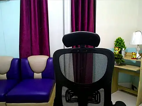 Snapshot of devine_goddess chatting on 16, 5, 2026 devine goddess online show from 16, 5, 2026