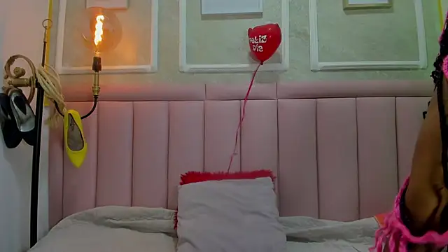 Snapshot of Luna_cocoa chatting on 18, 2, 2026 Luna cocoa online show from 18, 2, 2026