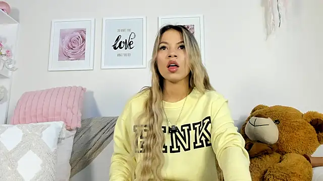 Snapshot of Mia_Rosee1 chatting on 23, 2, 2026 Mia Rosee1 online show from 23, 2, 2026