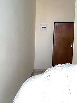 Snapshot of MeekyCurvyAss chatting on 25, 5, 2026 MeekyCurvyAss online show from 25, 5, 2026