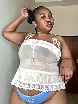 Snapshot of MeekyCurvyAss chatting on 28, 5, 2026 MeekyCurvyAss online show from 28, 5, 2026
