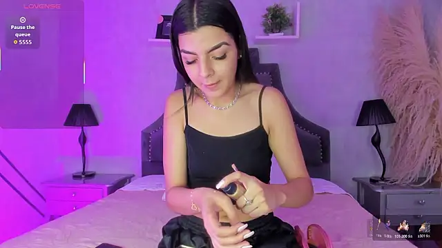 KarelyMitchel online show from 16, 3, 2026