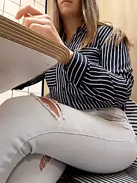 Alexdevil92 online show from 17, 4, 2026