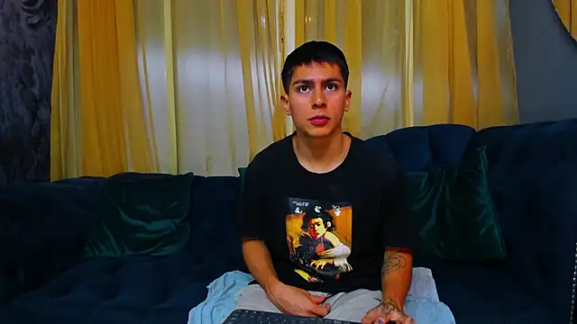 Snapshot of Aron_pulse chatting on 16, 2, 2026 Aron pulse online show from 16, 2, 2026