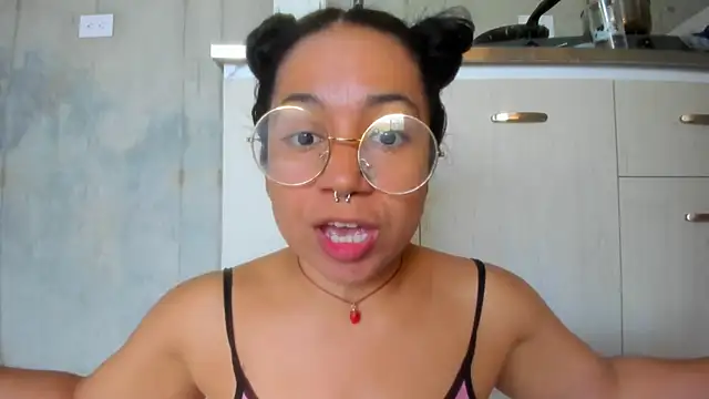 Snapshot of chiarafustox chatting on 26, 4, 2026 chiarafustox online show from 26, 4, 2026
