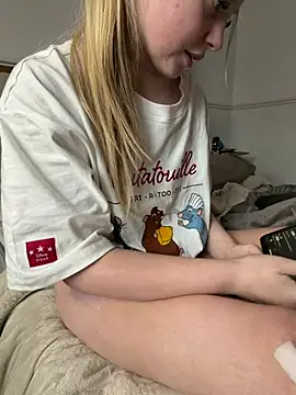 Paige love online show from 13, 2, 2026