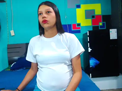 Snapshot of analyn-2027 chatting on 11, 2, 2026 analyn-2027 online show from 11, 2, 2026