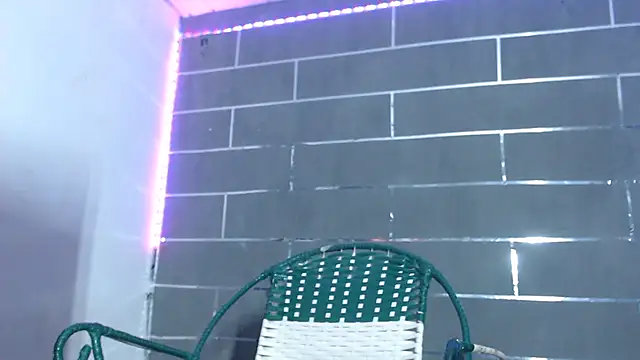 Snapshot of analyn-2027 chatting on 19, 6, 2026 analyn-2027 online show from 19, 6, 2026