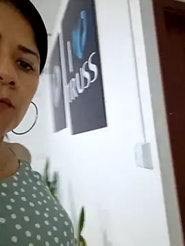 Snapshot of dulcenena_moon chatting on 31, 1, 2026 dulcenena moon online show from 31, 1, 2026