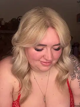 Snapshot of TwoWayT_xx chatting on 15, 2, 2026 TwoWayT xx online show from 15, 2, 2026