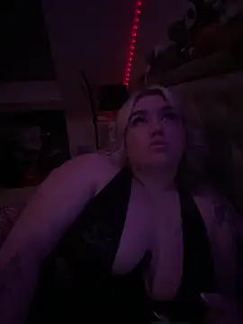 Snapshot of TwoWayT_xx chatting on 1, 3, 2026 TwoWayT xx online show from 1, 3, 2026