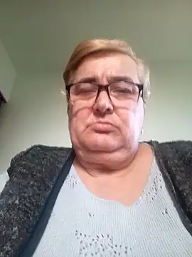 SusanStar874 online show from 22, 4, 2026