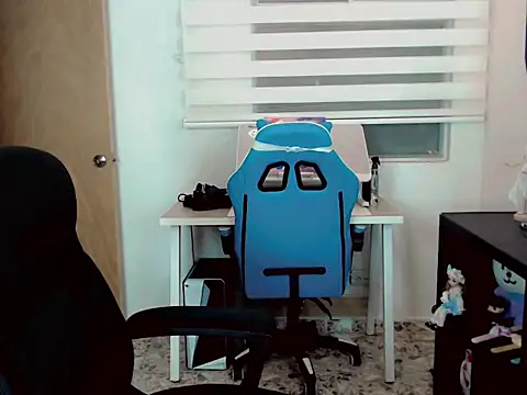 Snapshot of duvisex19 chatting on 8, 2, 2026 duvisex19 online show from 8, 2, 2026