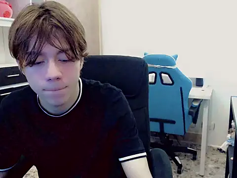 Snapshot of duvisex19 chatting on 12, 2, 2026 duvisex19 online show from 12, 2, 2026