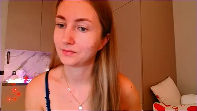 BluueSilk online show from 3, 12, 2025