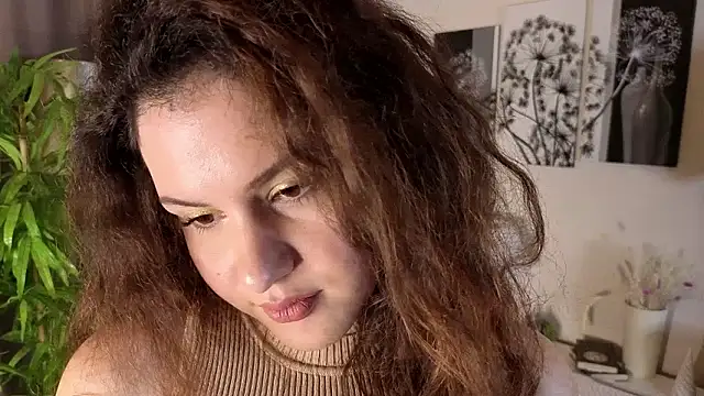 Lili Torin online show from 15, 2, 2026