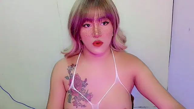 ChloeAsian online show from 17, 4, 2026