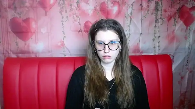 Snapshot of LilianaShine chatting on 11, 2, 2026 LilianaShine online show from 11, 2, 2026