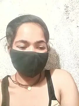 Sunali Bendre online show from 2, 4, 2026