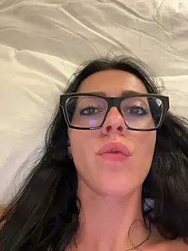 alibi room online show from 1, 8, 2026