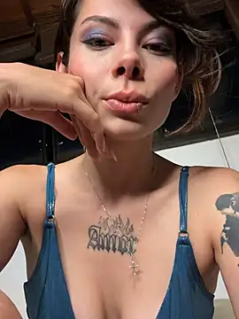 Isalove99 online show from 12, 4, 2026