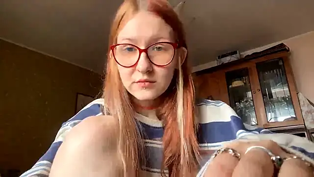 Snapshot of LaureenVielma chatting on 15, 2, 2026 LaureenVielma online show from 15, 2, 2026