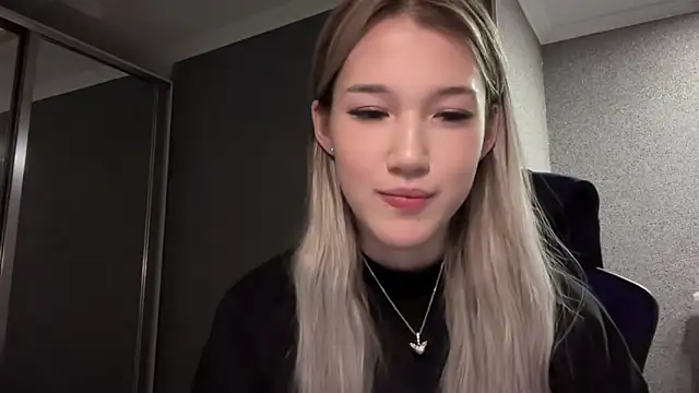 lilXdomiii online show from 8, 2, 2026