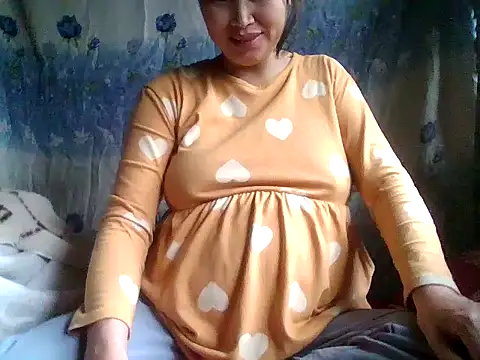 Snapshot of Pmn87 chatting on 27, 2, 2026 Pmn87 online show from 27, 2, 2026